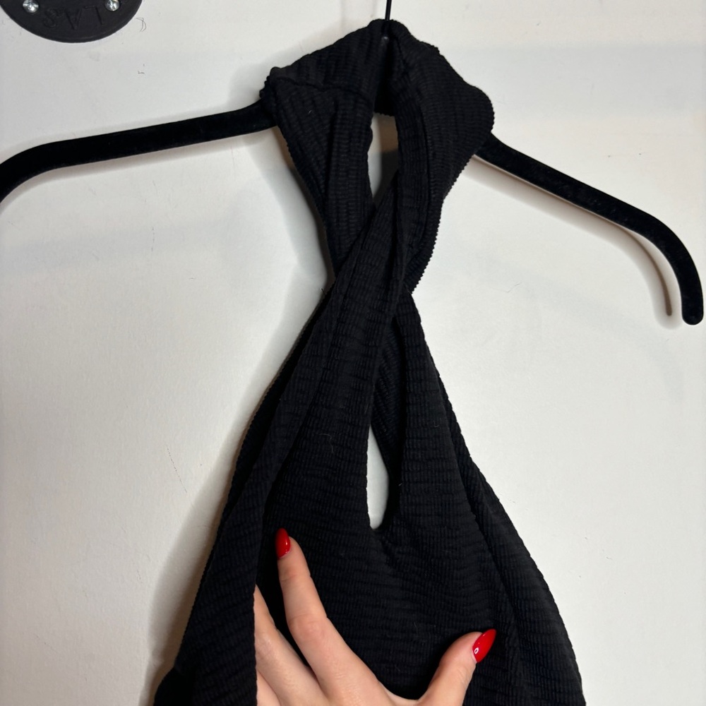 Enza Costa Puckered Knit Twist Halter Top M Black - Picture 4 of 9